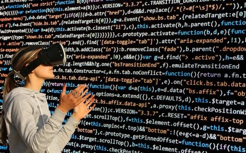 从 Web Worker 到 Service Worker：浏览器端多线程的真实用途与工程边界
